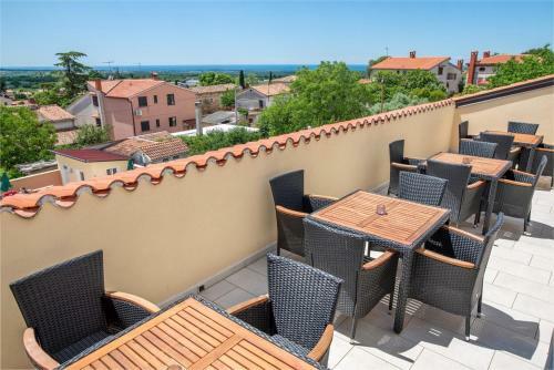 Hostal Via Flavia With Common Pool