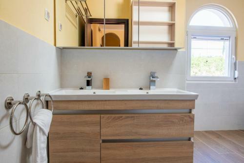 Hostal Via Flavia With Common Pool