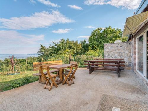 Secluded Holiday Home In Lovran With Garden