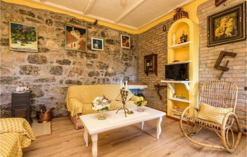 Awesome Home In Lovran W/ 3 Bedrooms