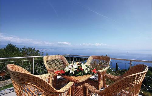 Four-bedroom Holiday Home In Lovran