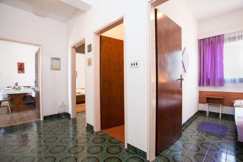 Apartmani Mira