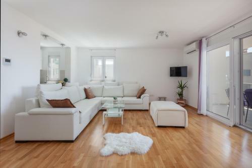 Apartments Antonella Bes