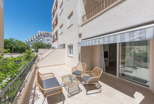 Beach Apartments Mara