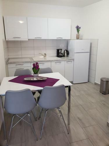 Hostal Apartments Tea