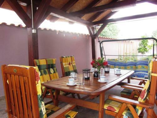 Hostal Apartments Mara