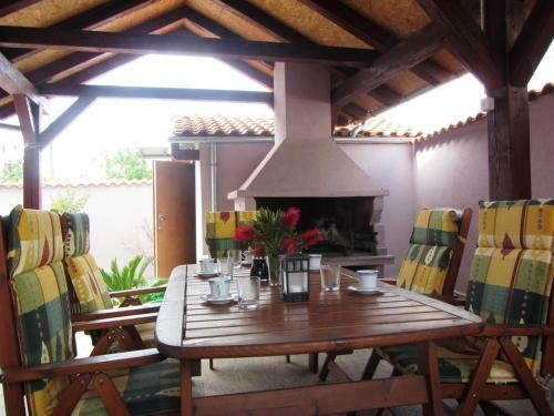 Hostal Apartments Mara