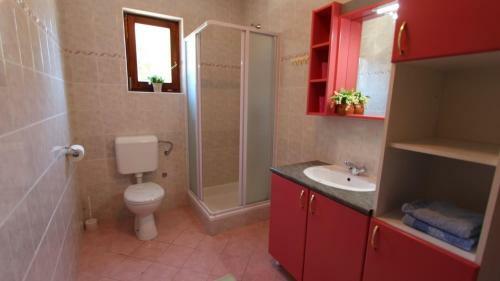 Hostal Apartments Miko