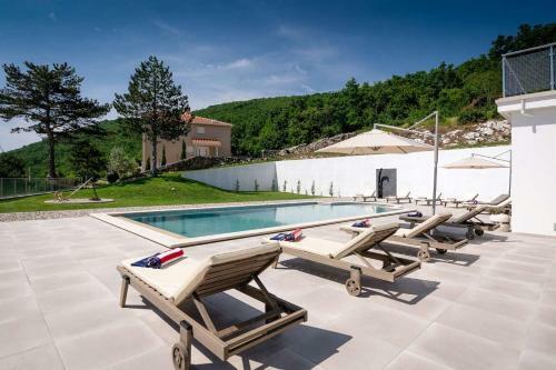 Villa Maru