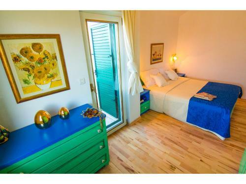 Stunning 7-bed Villa In Maslinica With Pool