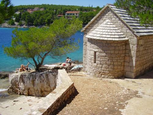 Holiday Home Denis - 100m From Sea