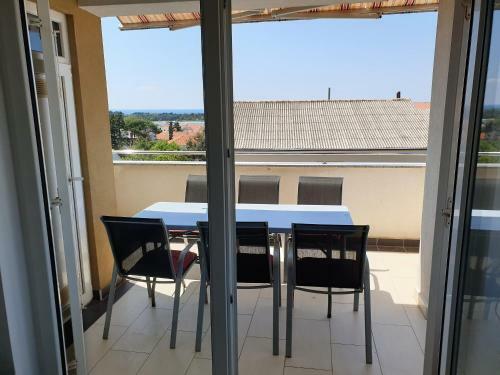 Apartment Maestral Novalja