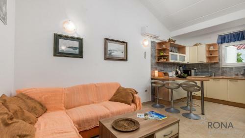 Apartment Aurora A2+2