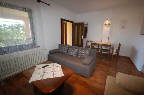 Apartments Snjezana