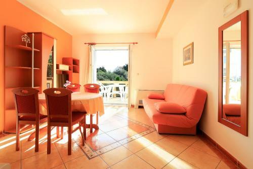 Aparthotel Resort Trcol