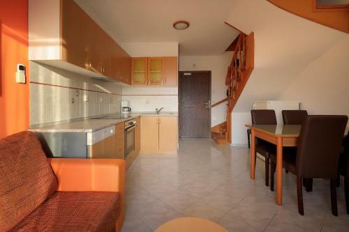 Aparthotel Resort Trcol