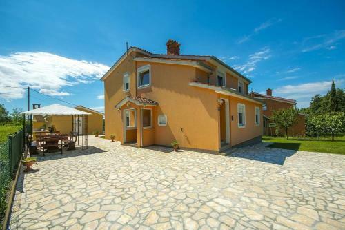 House Nevenka