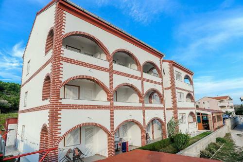 Apartments Brano - With Pool
