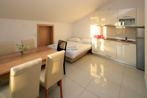 Apartamentos Villa Pool Centrale