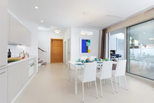 Hostal Modern Villa Vera With A View Near The Sea