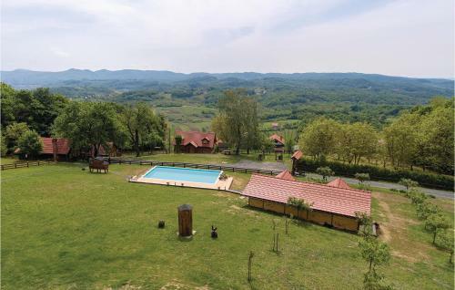 Four-bedroom Holiday Home In Novi Marof