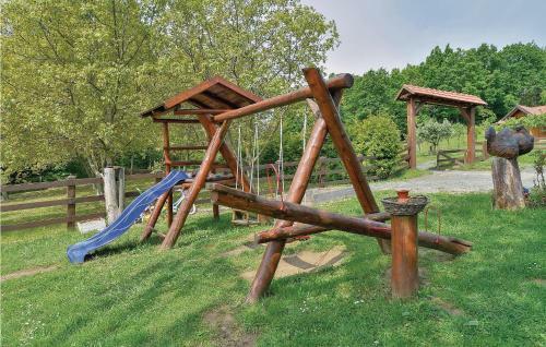 Four-bedroom Holiday Home In Novi Marof