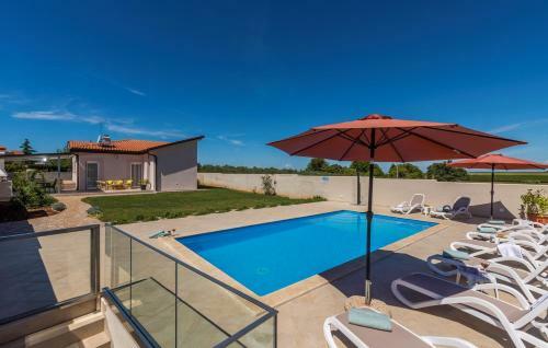 Modern Villa With Private Pool