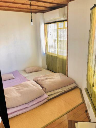 Hostal A La Maison