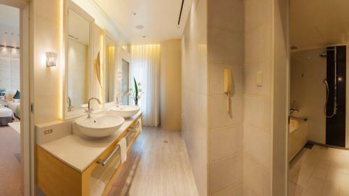 Hotel Elsereine Osaka