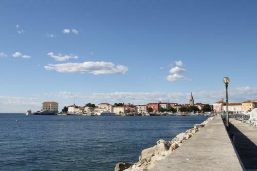 Hostal Cozy Room In Porec City Entrance