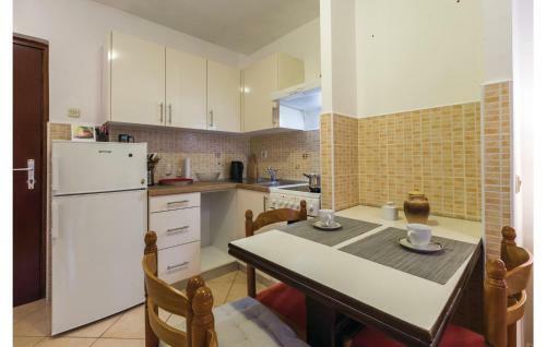 Nice Apartment In Porec W/ Wifi And 1 Bedrooms