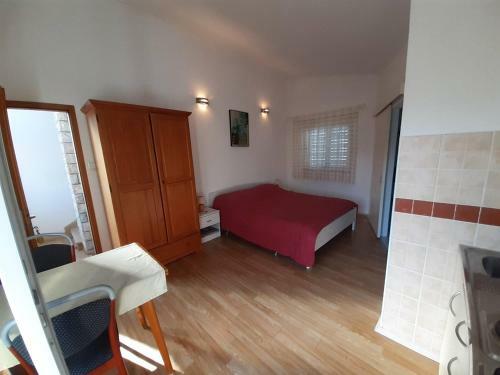 Hostal Apartments Katja With Garden And Pool