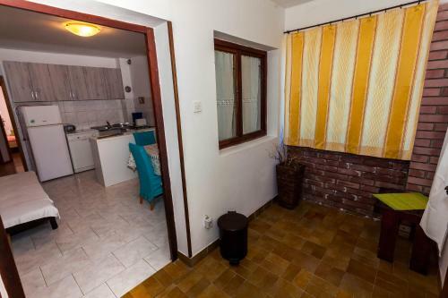 Apartment Adriana On Peaceful Location With Garden