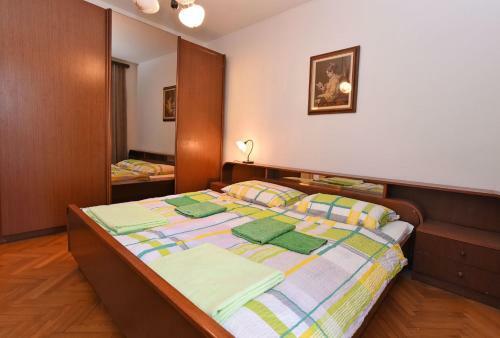 Apartments Josip 74