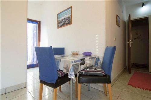 Hostal Apartment Burmy