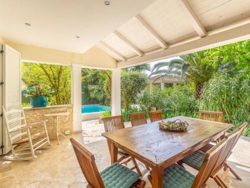 Gorgeous Villa In Premantura With Private Swimming Pool