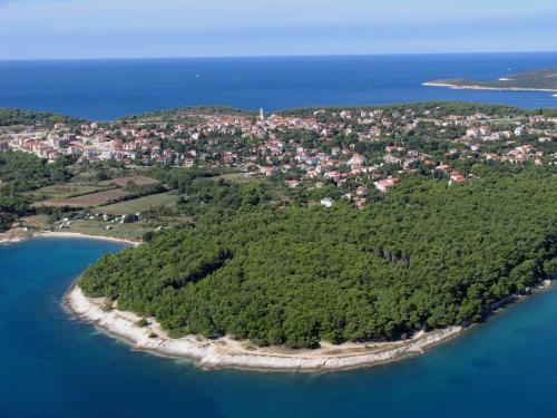 Delux Villa In Pula With Swimming Pool