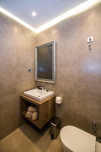Hostal Teatro Suite & Rooms