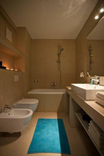 Villa White Marble