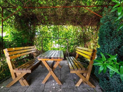 Simplistic Apartment In Rogoznica Near Sea Beach
