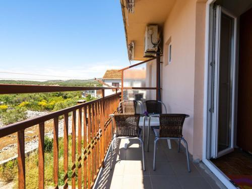 Simplistic Apartment In Rogoznica Near Sea Beach