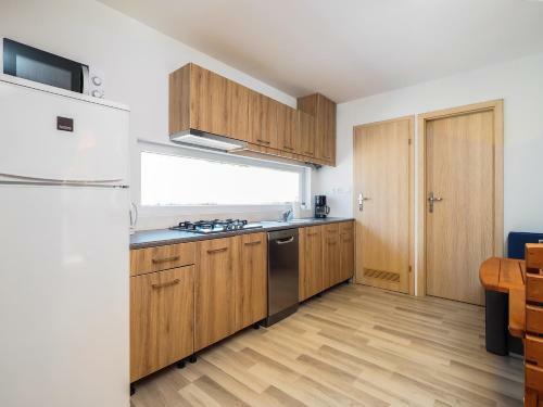 Mediteran Travel Mobile Homes Selce