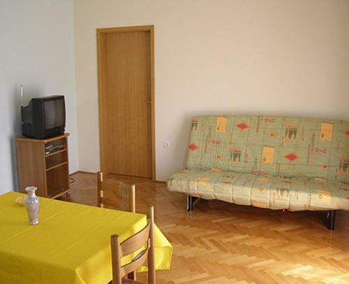 Apartments Stipan-80m From Sea