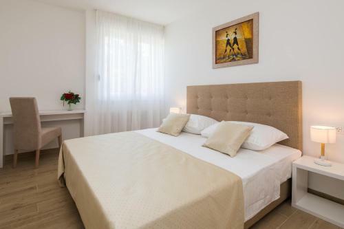 Apartments Alba 1