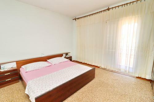 Apartments Peselj