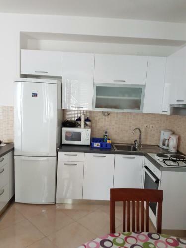 Viola Apartment