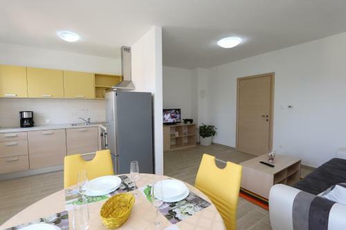 Apartments Sucic Iva I Tea