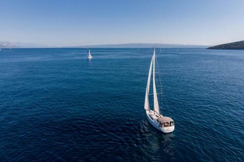 Bavaria Cruiser 51- Lui