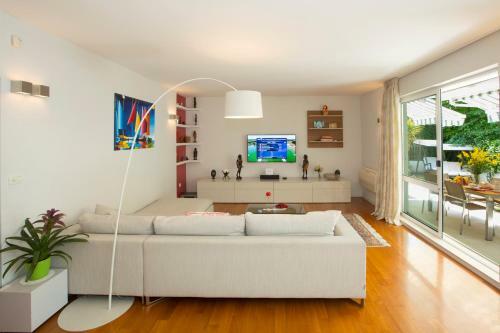 Deluxe Apartment Lea With Large Garden