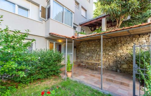 Amazing Apartment In Split W/ Wifi